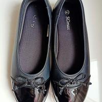 ballerine con plateau e punta in vernice 