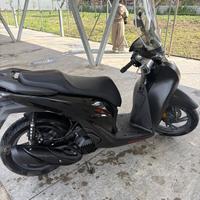 Honda SH 125 sport