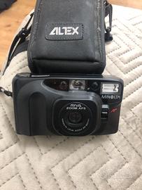 Macchina fotografica minolta