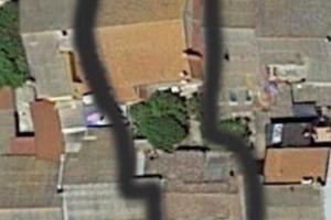 Casa con giardino più terreno edificabile