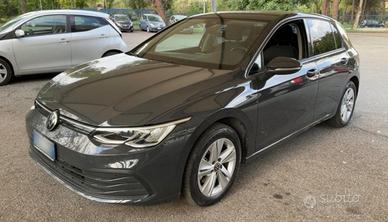 Volkswagen Golf Life DSG 1.0 eTSI 110cv “SU ORDINA