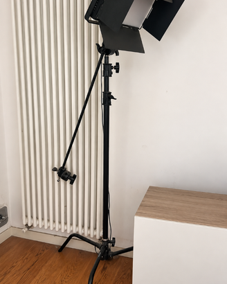 C-Stand NEEWER professionale con boom arm e grip h
