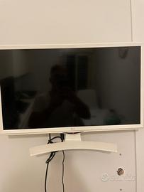 TV Monitor LED “24