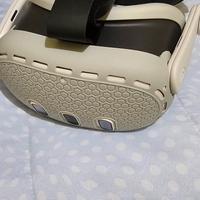 Meta Quest 3 + Accessori + Gioco