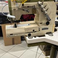 Maccnina due aghi a braccio libero