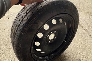 Gomme invernali con cerchi