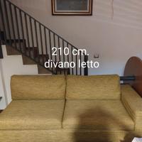 Divano letto 2 pezzi.