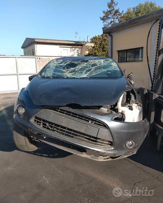FORD FIESTA 2013 1.4 benzina RTJA demolito ricambi