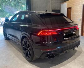 AUDI RSQ8 4.0 mhev quattro tiptronic