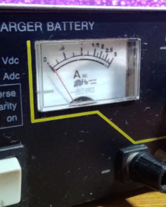 carica batterie automatico per moto, auto , camion