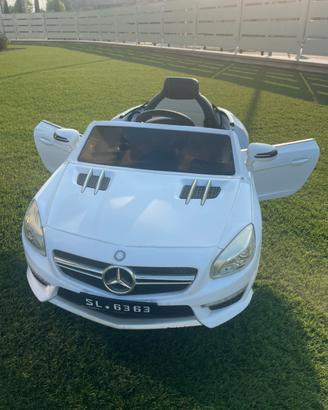 Auto elettrica Mercedes cabrio