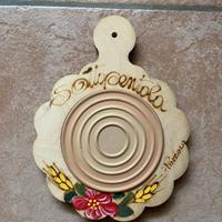 Sottopentola in legno dipinto a mano