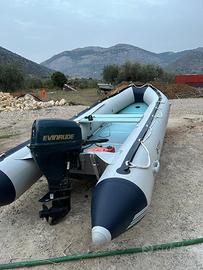 Gommone 5.20 con gavone in legno