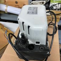 POMPA SC.IC.CENTRIFUGA CON SERBATOIO