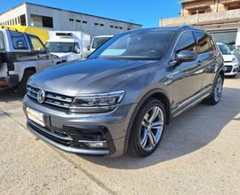 Volkswagen Tiguan 2.0 TDI SCR DSG Sport BlueMotion