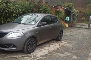 lancia y 1.2cc gpl del 2019