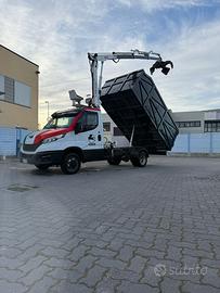 Daily con gru e ribaltabile 2019