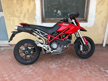Ducati Hypermotard 1100