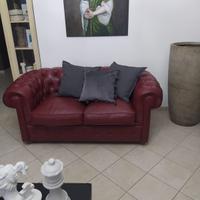 Coppia di divani Chesterfield in VERA pelle