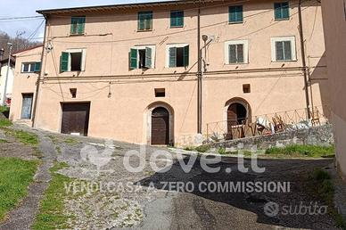 Palazzo Località Palmaiolo, 06043, Cascia