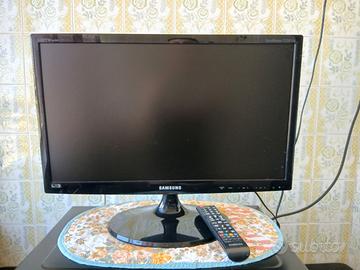Tv samsung 21 pollicii..(55cm misure diagonale )