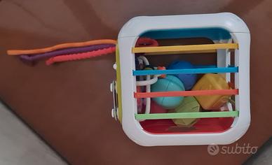 Cubo attività multisensoriale Montessori neonato 7