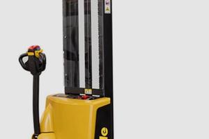 Vendita stoccatore elettrico YALE MSC12