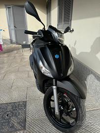 Piaggio Medley 125