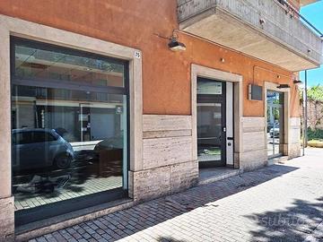 Immobile di 220 m² con più di 5 locali a Pescara