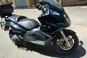  scooter GP 800 Gilera