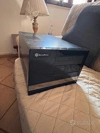 Case Silverstone Sugo con alimentatore