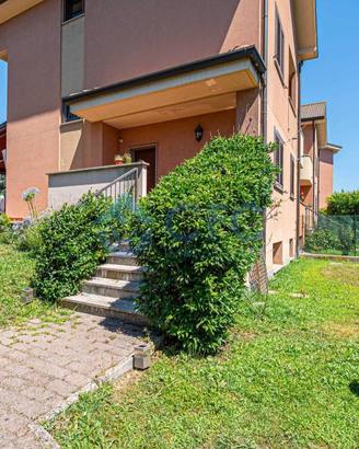 Villetta a schiera di 170 m² con 5 locali e box au