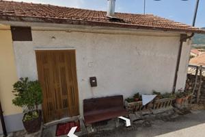 Casa di abitazione ubicata in c.da Galaino