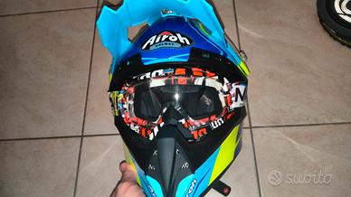 casco airoh misura S con occhiali