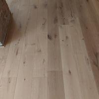 Parquet maxiplancia nodata oliata a Rimini