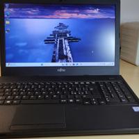 Notebook Fujitsu Lifebook A359 Intel i3-8130U