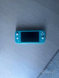 Nintendo Switch Lite colore turchese con custodia