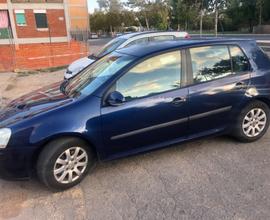 VOLKSWAGEN Golf 5ª serie - 2004