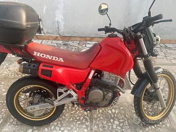 Dominator honda