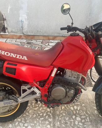 Dominator honda