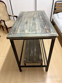 Tavolo arredo negozio