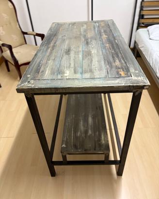 Tavolo arredo negozio