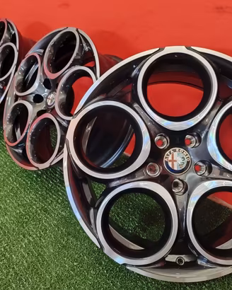 Cerchi Alfa Romeo Tonale Stelvio Giulia Nuovi R18