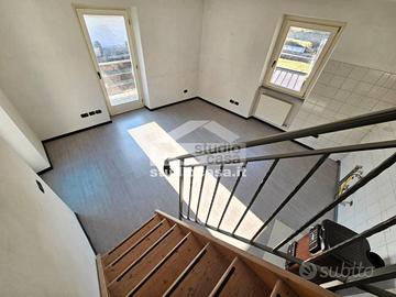 IN TRIFAMILIARE: GRANDE 3 CAMERE CON 3 BAGNI!