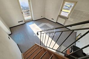 IN TRIFAMILIARE: GRANDE 3 CAMERE CON 3 BAGNI!