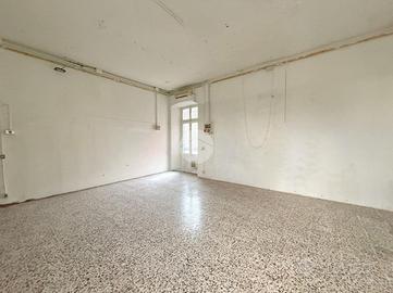 NEGOZIO A MORNICO AL SERIO