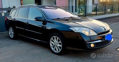 Renault Laguna 2.0 dCi 150CV Initiale full opziona