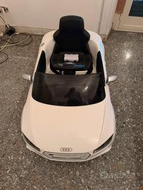 Auto elettrica per bambini