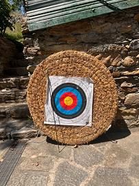 bersaglio paglia tiro con l'arco
