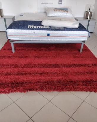 TAPPETO ROSSO